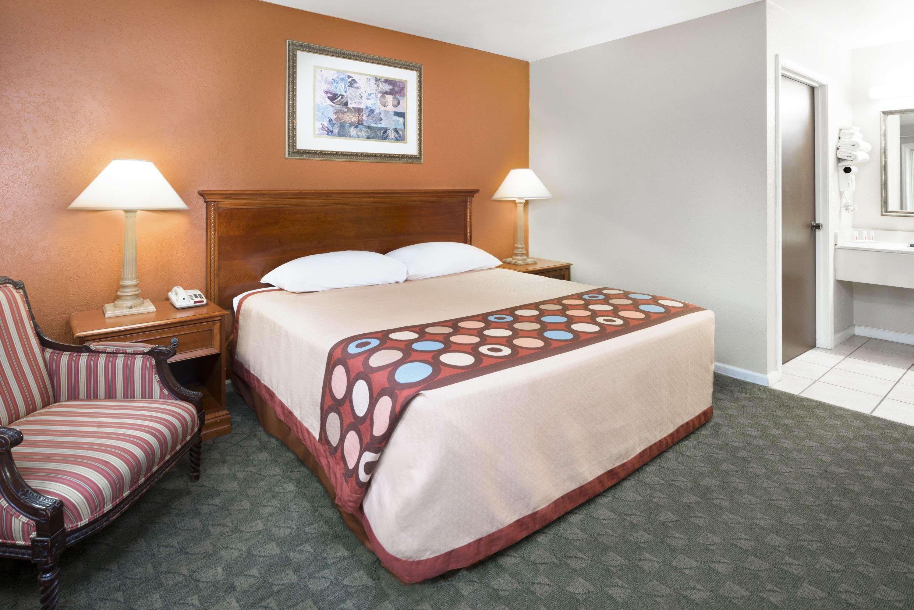 Super 8 By Wyndham Taylorville Il Esterno foto
