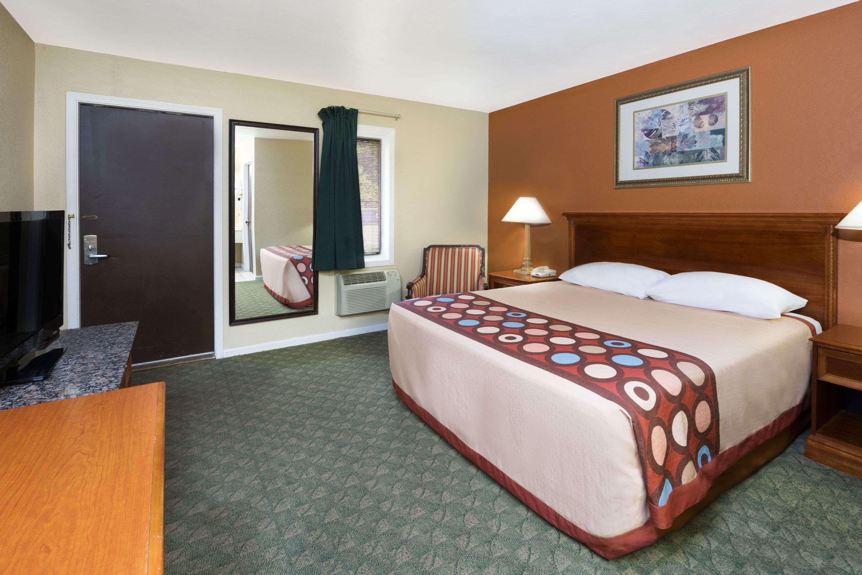 Super 8 By Wyndham Taylorville Il Esterno foto