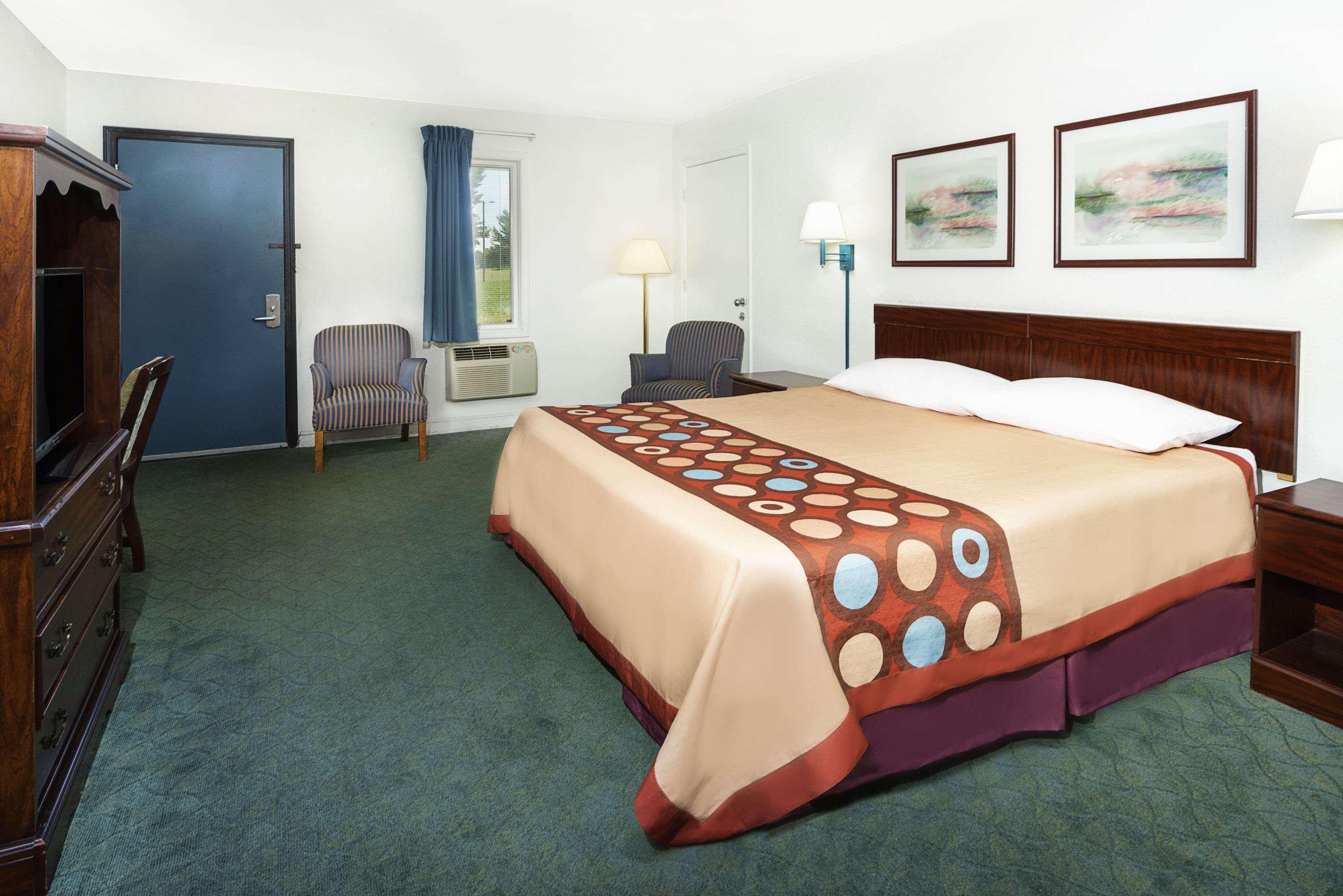 Super 8 By Wyndham Taylorville Il Esterno foto